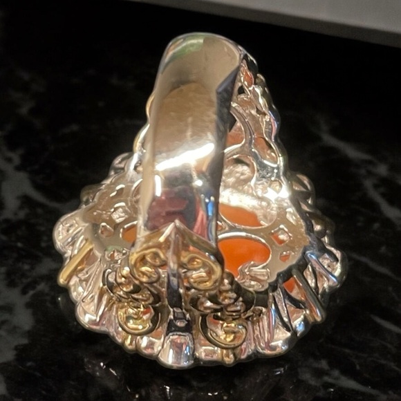 Authentic Carved Shell Cameo Ring Set in Sterling & 18kt Vermeil  NWB   size 5 - Picture 8 of 14